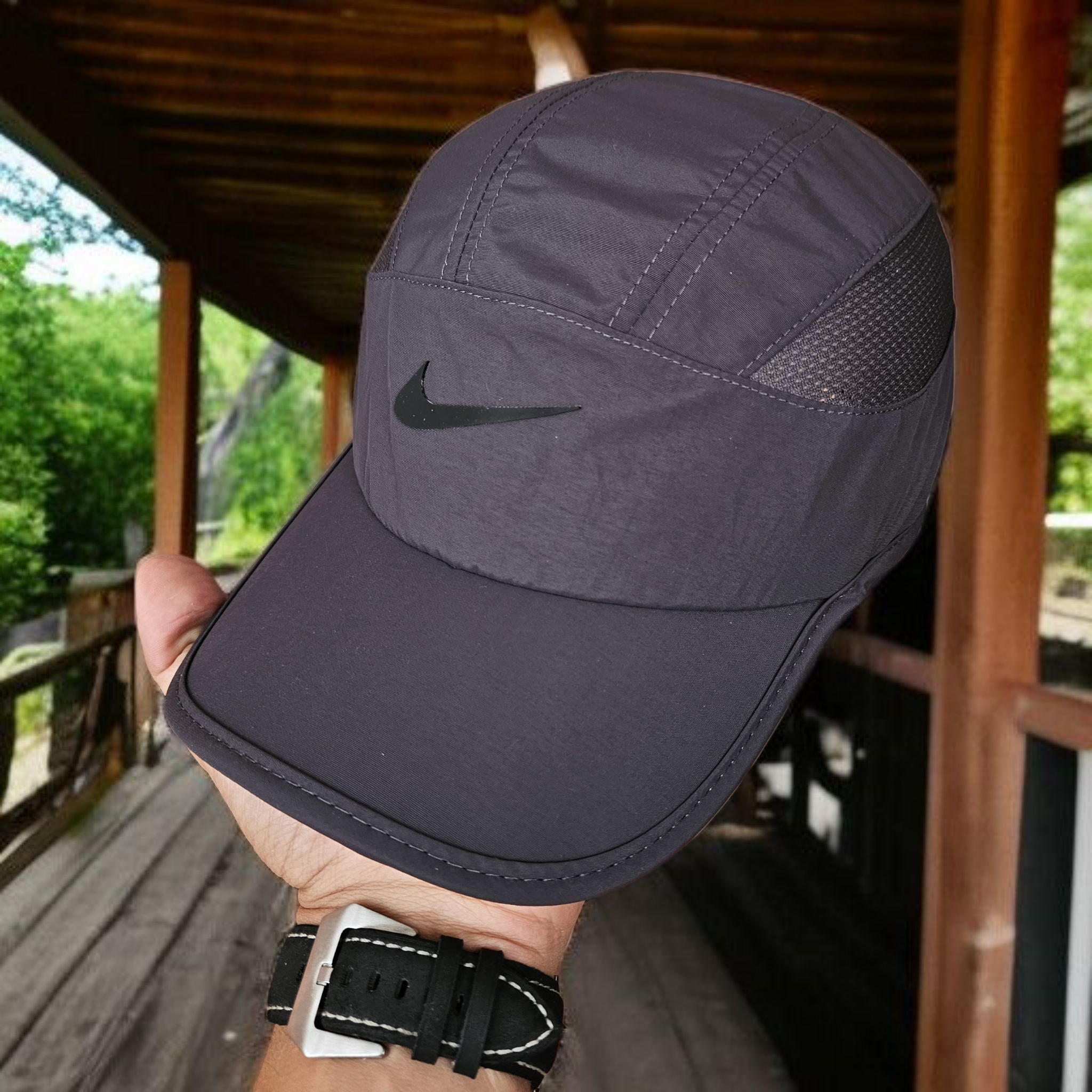 Casquette Nike gris