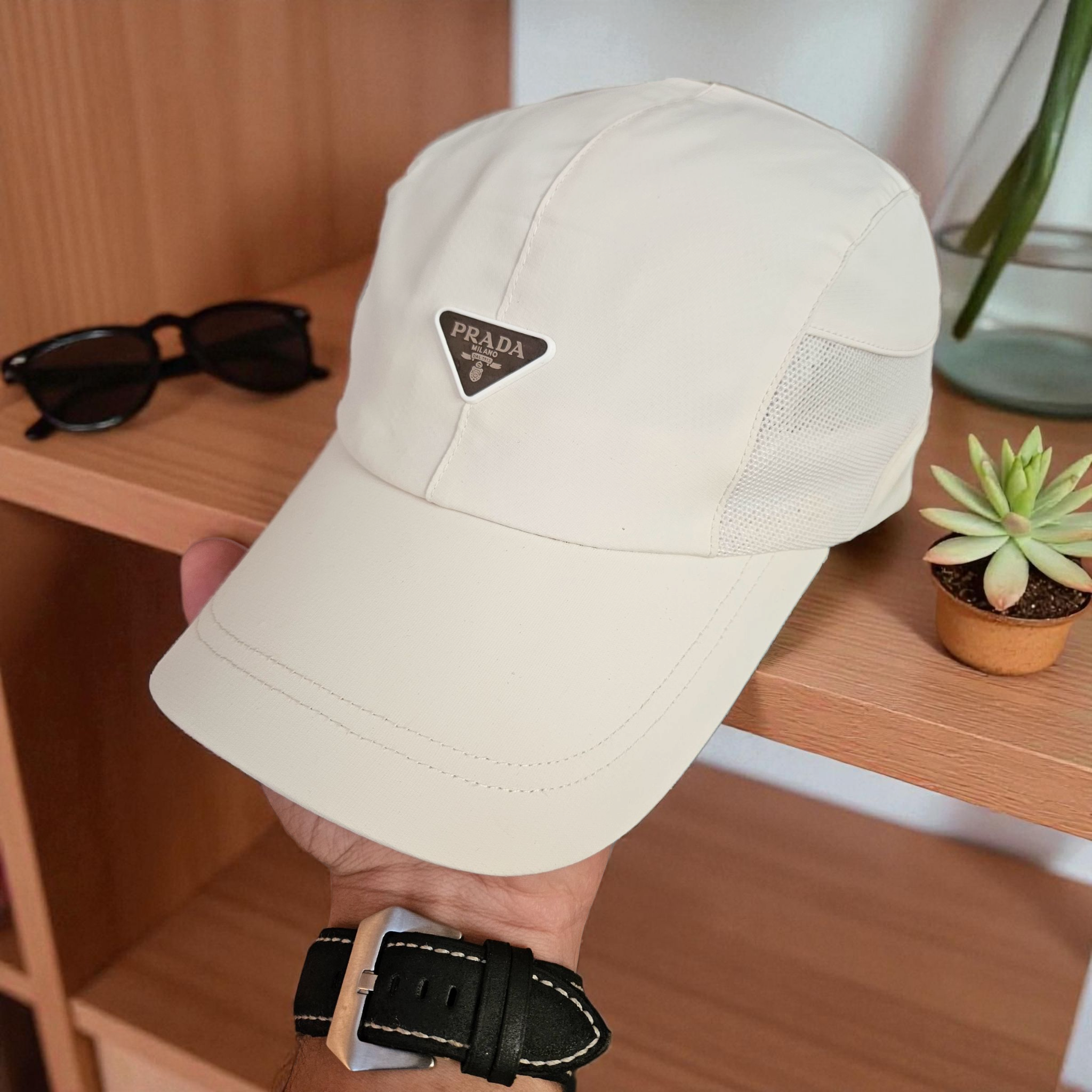 Casquette Prada blanc cassé